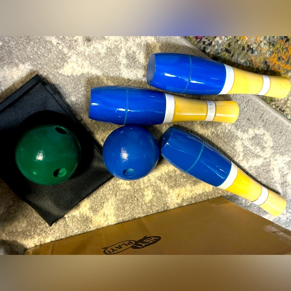 13-Piece Wood Bowling Set - Indoor/Outdoor Bowling Game for Adults and Kids Ages